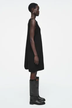 Hot COS PANELED WOOL SHIFT DRESS BLACK