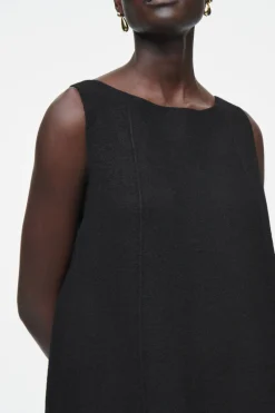 Hot COS PANELED WOOL SHIFT DRESS BLACK