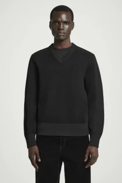 Best COS PANELLED WOOL V-NECK JUMPER BLACK