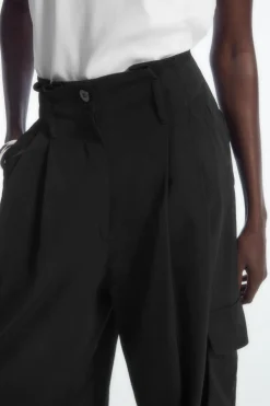 Discount COS PAPERBAG UTILITY PANTS BLACK