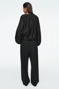 Online COS PARACHUTE BLOUSE BLACK