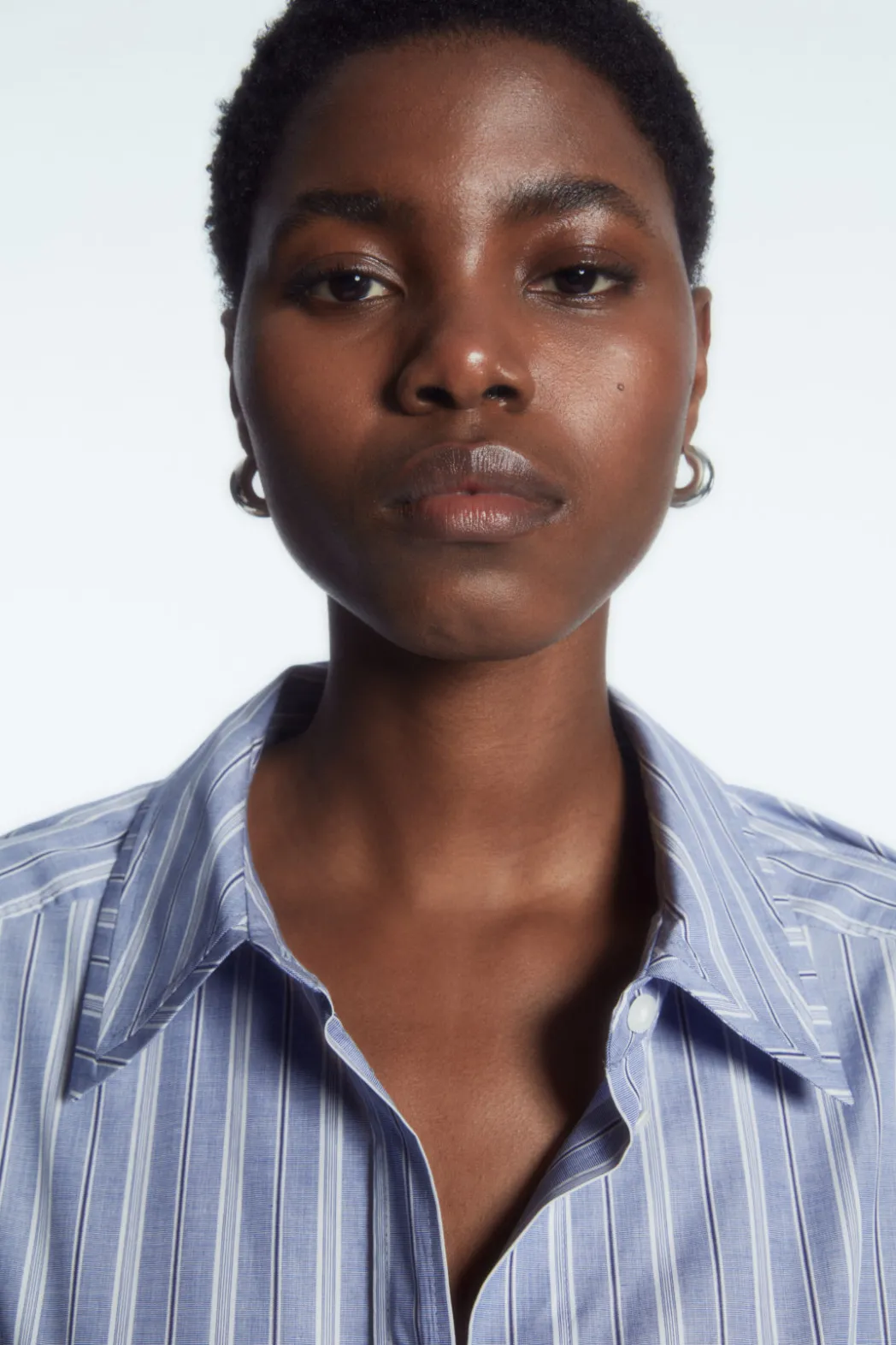 Hot COS PINSTRIPED SHIRT DRESS BLUE / STRIPED