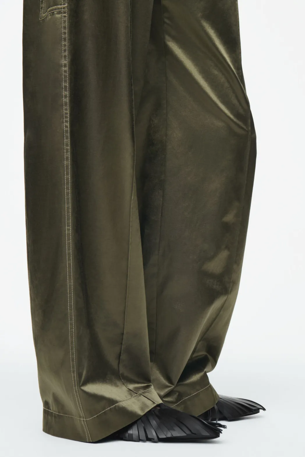 Clearance COS PINTUCKED SATIN UTILITY PANTS KHAKI