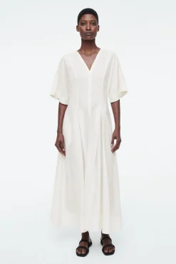 Clearance COS PLEATED A-LINE MIDI SHIRT DRESS WHITE