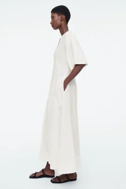 Clearance COS PLEATED A-LINE MIDI SHIRT DRESS WHITE