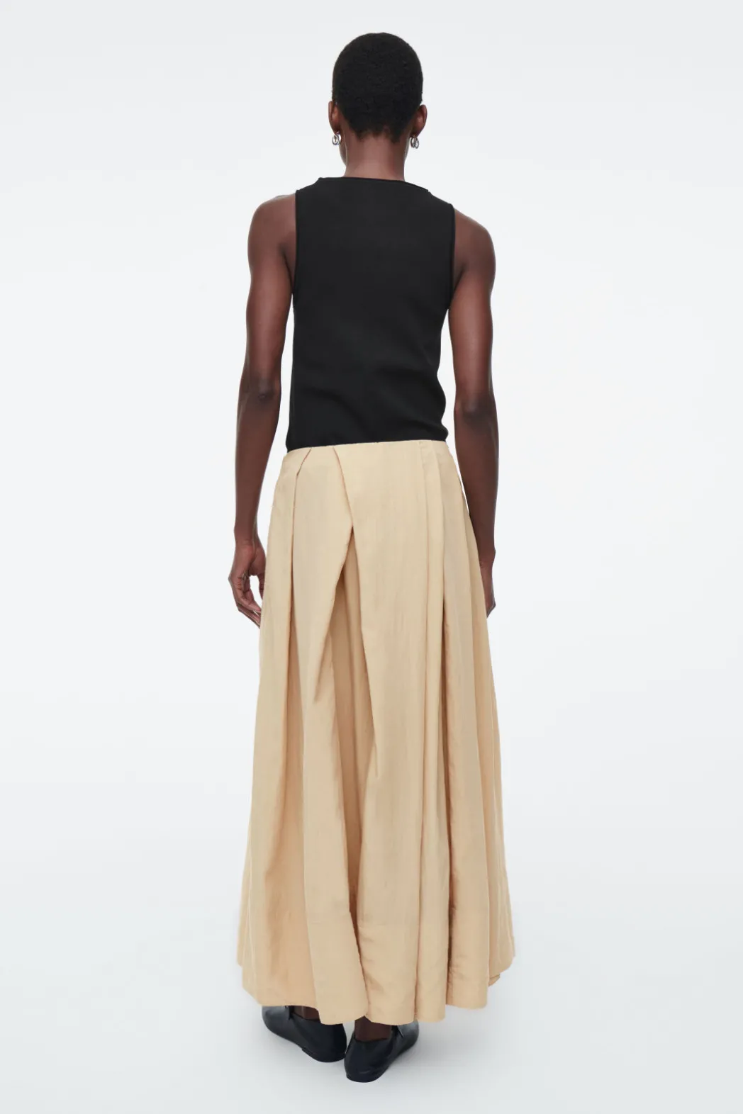 Clearance COS PLEATED A-LINE MIDI SKIRT BEIGE