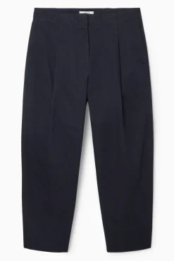 COS PLEATED BARREL-LEG CHINOS NAVY
