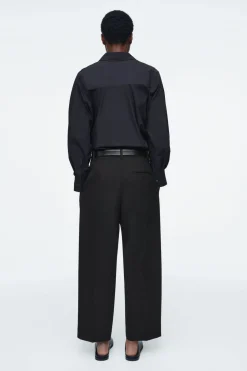 New COS PLEATED BARREL-LEG WOOL-BLEND PANTS BLACK
