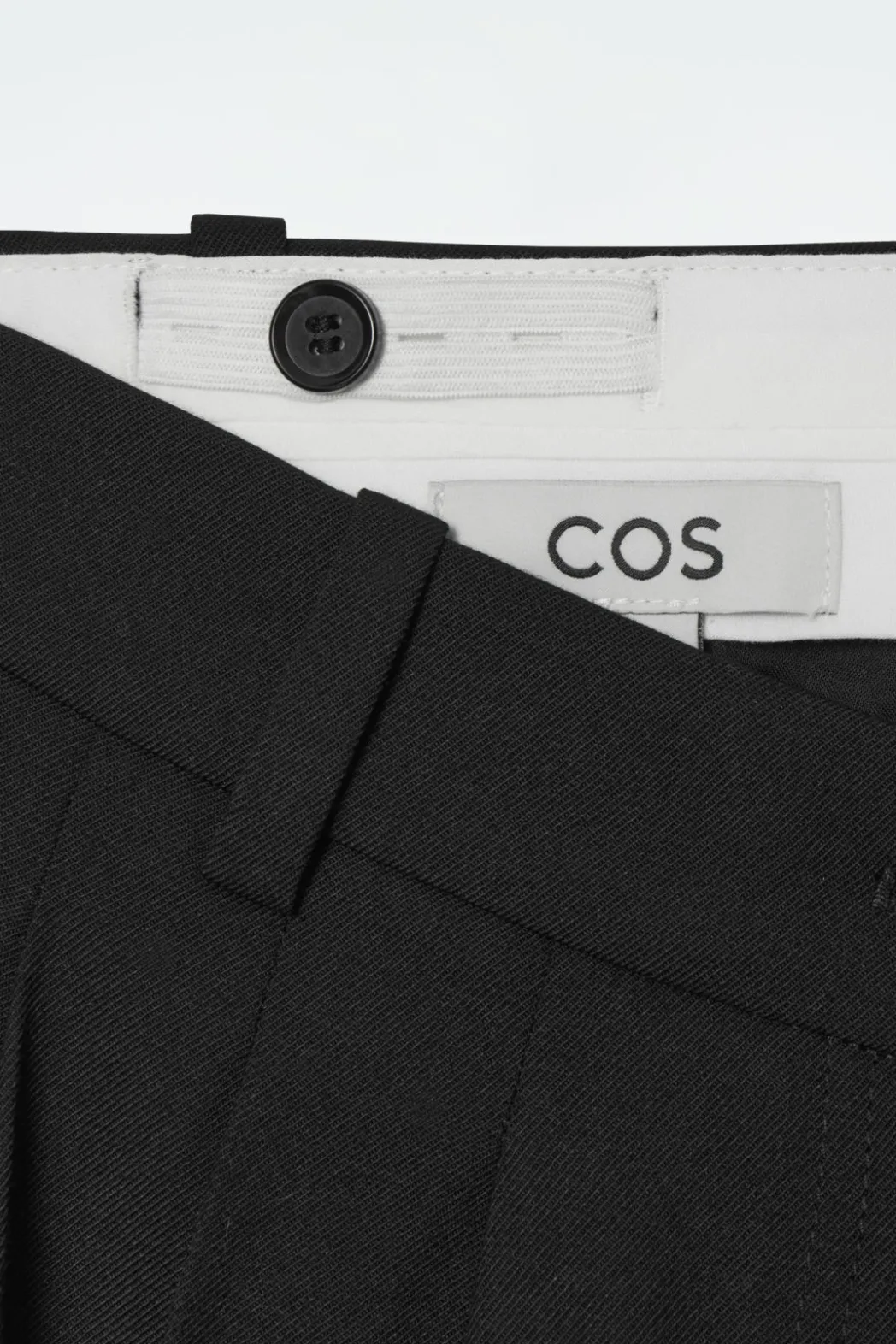 New COS PLEATED BARREL-LEG WOOL-BLEND PANTS BLACK