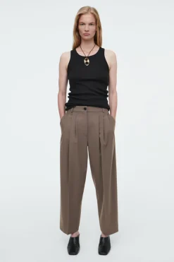Online COS PLEATED BARREL-LEG WOOL-BLEND PANTS MOLE
