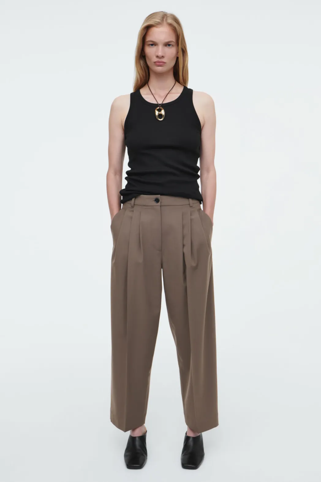 Online COS PLEATED BARREL-LEG WOOL-BLEND PANTS MOLE