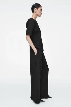 Discount COS PLISSÉ TOP BLACK