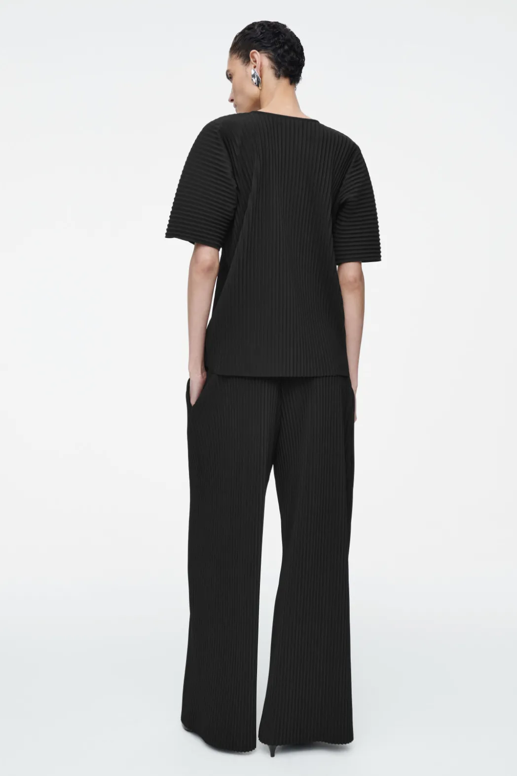 Best COS PLISSÉ WIDE-LEG PANTS BLACK