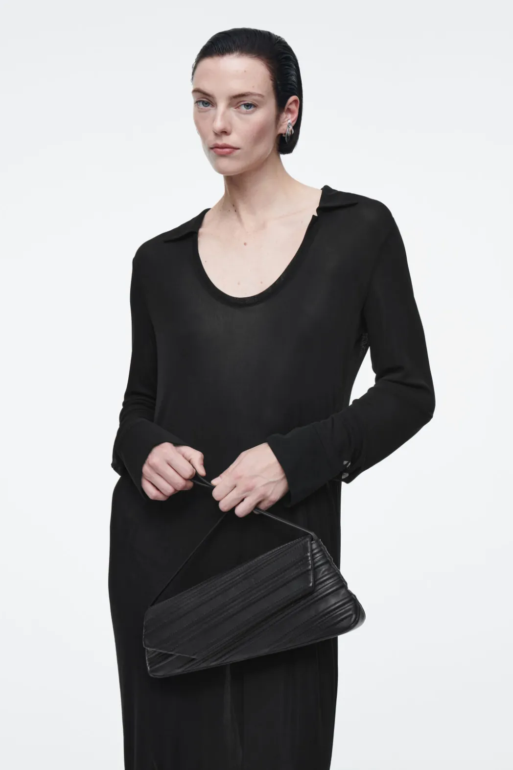 Clearance COS POINTE SHOULDER BAG - LEATHER BLACK