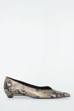New COS POINTED LEATHER KITTEN-HEEL PUMPS SNAKE-EFFECT