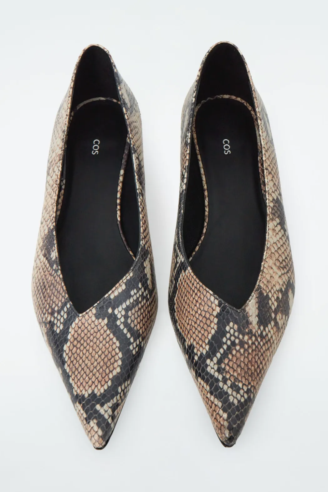 New COS POINTED LEATHER KITTEN-HEEL PUMPS SNAKE-EFFECT