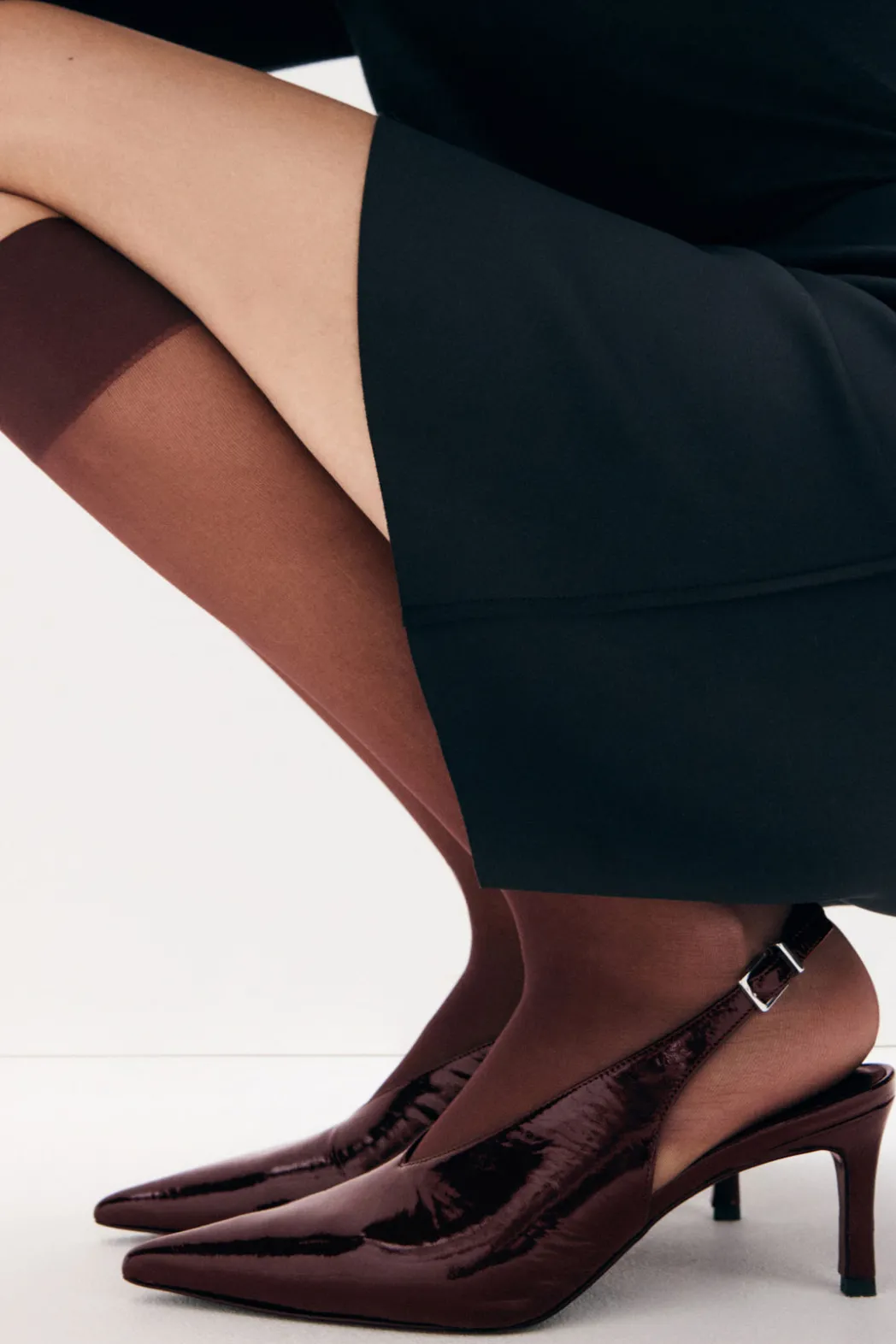 New COS POINTED PATENT-LEATHER SLINGBACK PUMPS BURGUNDY