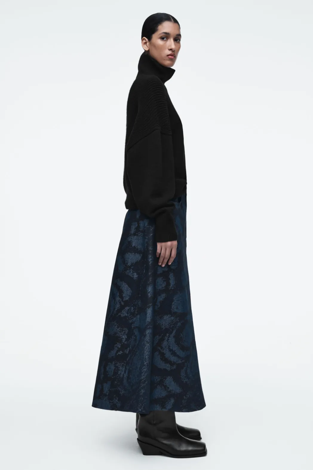 Discount COS PRINTED DENIM A-LINE MIDI SKIRT BLUE