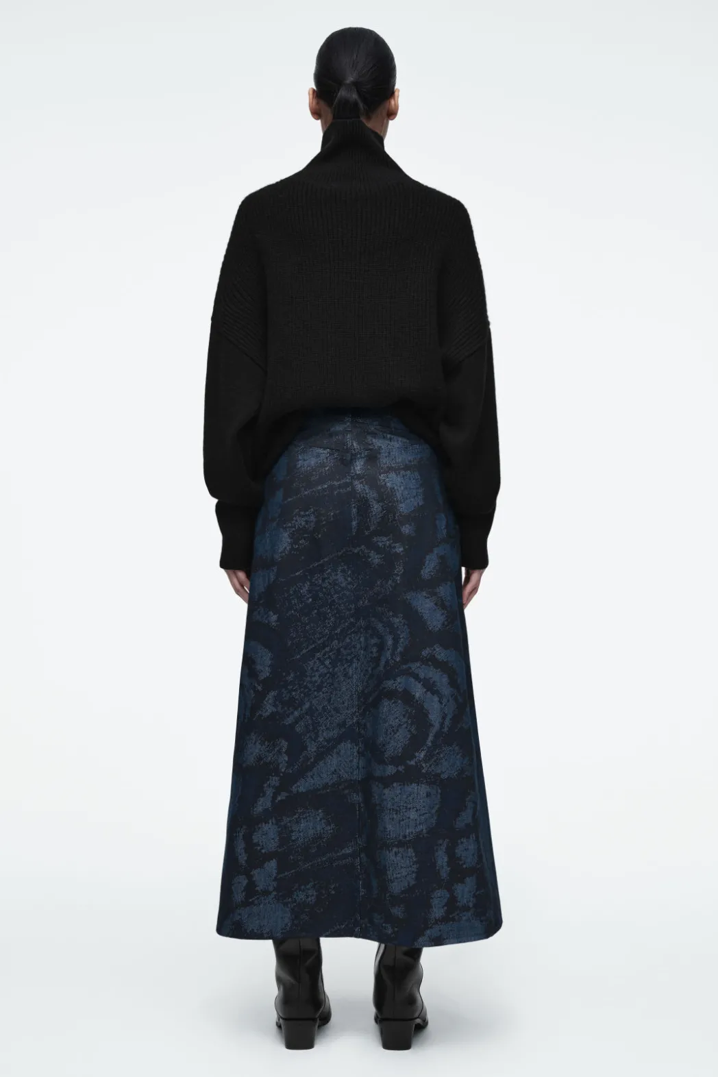 Discount COS PRINTED DENIM A-LINE MIDI SKIRT BLUE