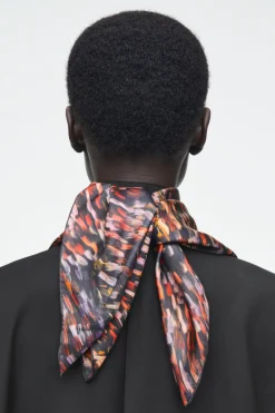 Outlet COS PRINTED SILK SCARF MULTICOLORED