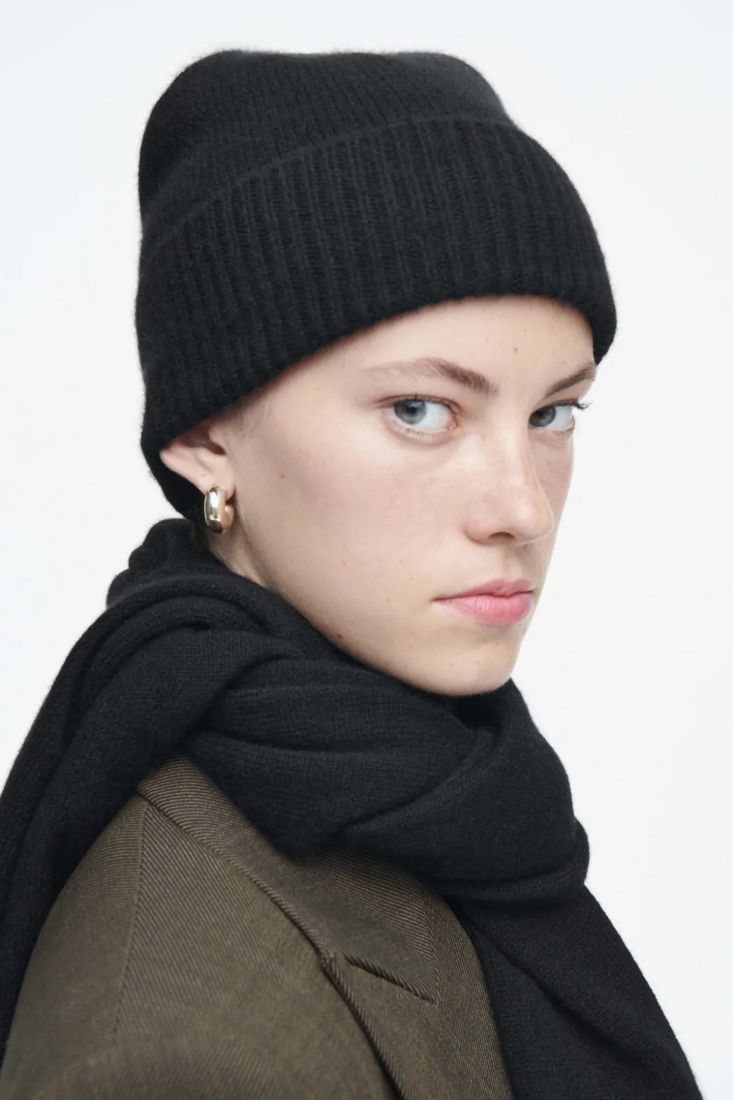 COS PURE CASHMERE BEANIE BLACK