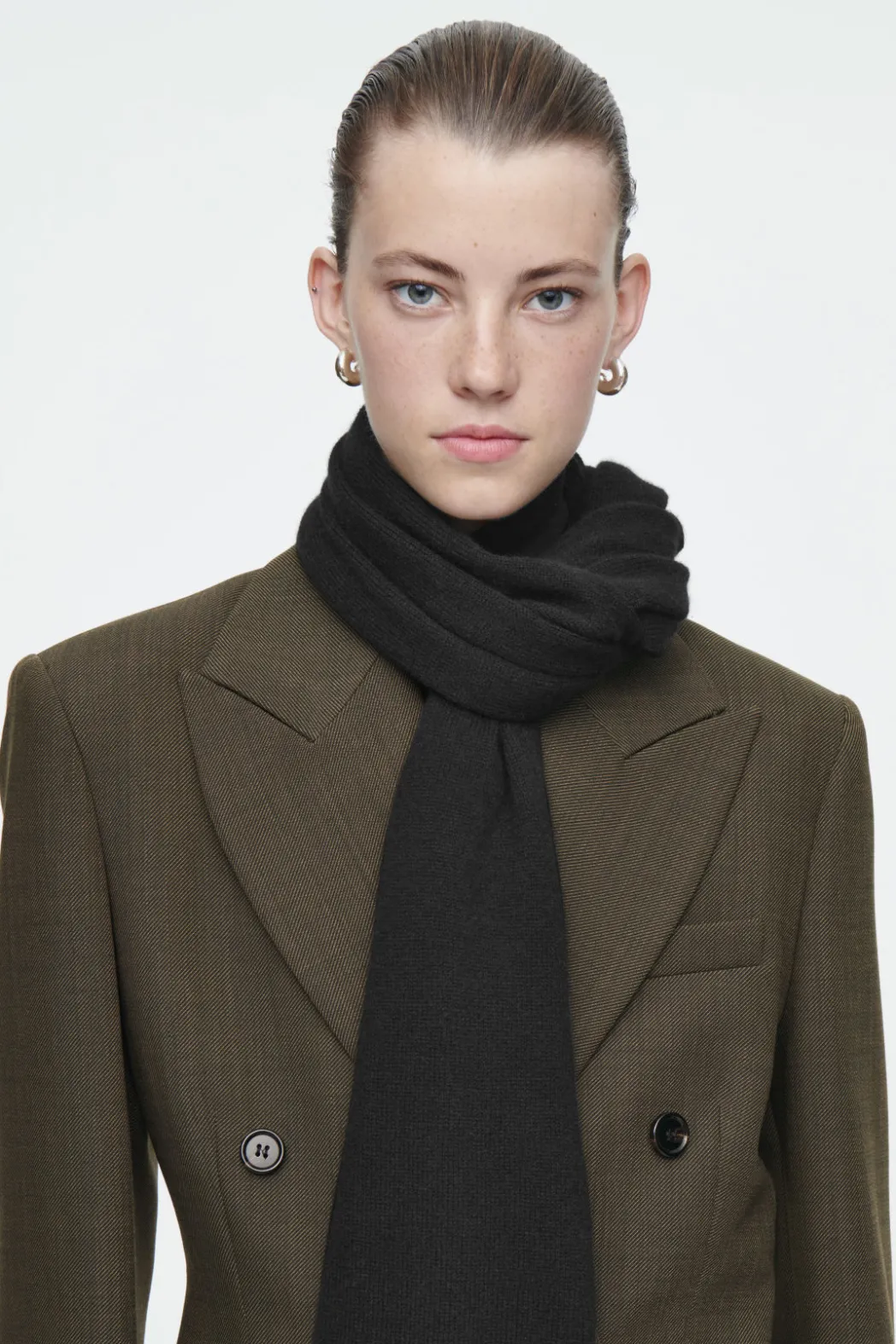 Sale COS PURE CASHMERE SCARF BLACK