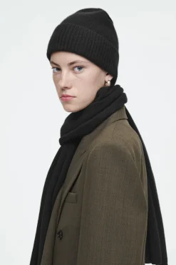 Sale COS PURE CASHMERE SCARF BLACK