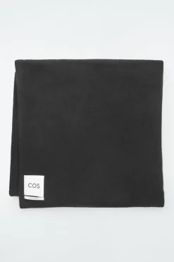 Sale COS PURE CASHMERE SCARF BLACK