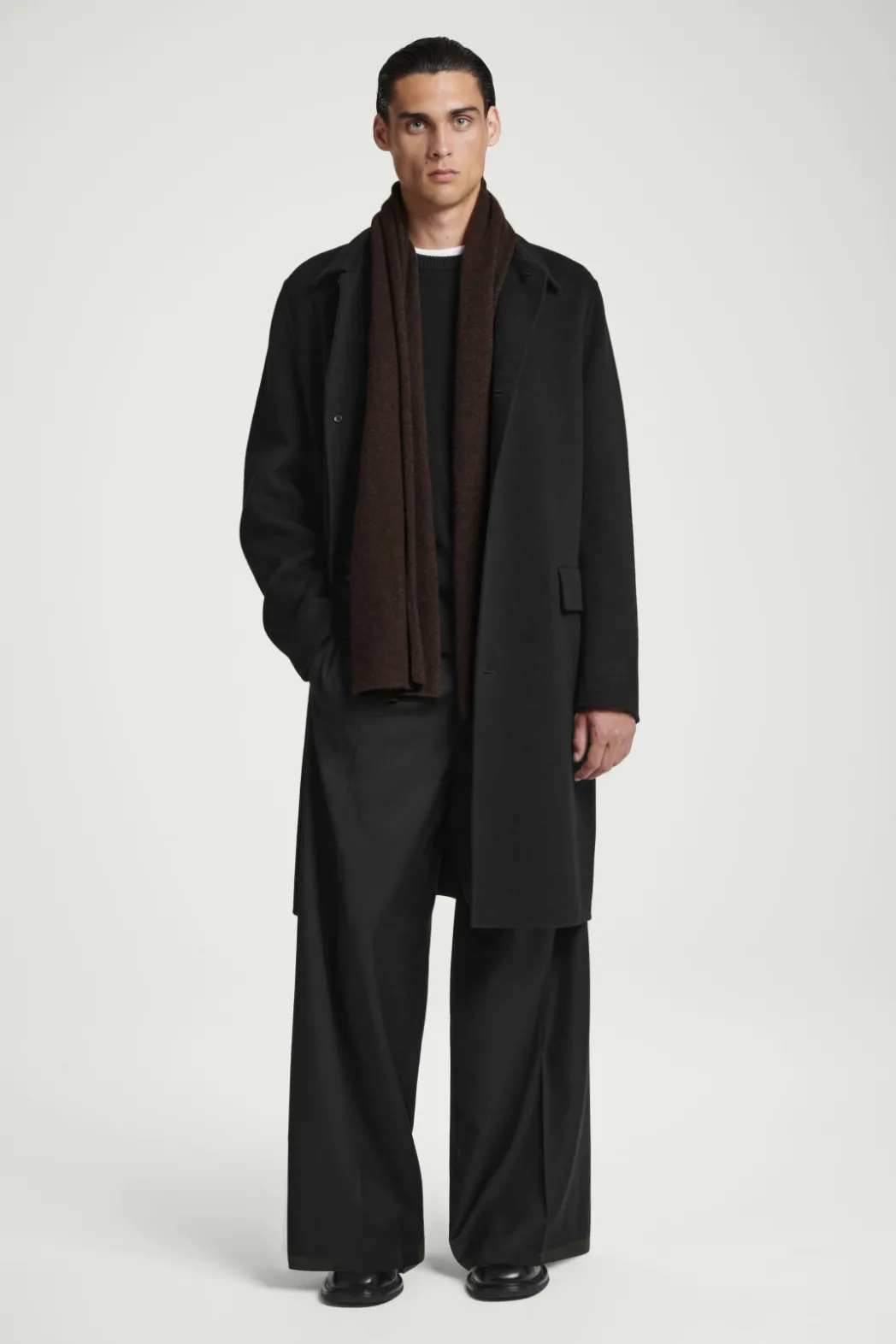 Online COS PURE CASHMERE SCARF BROWN