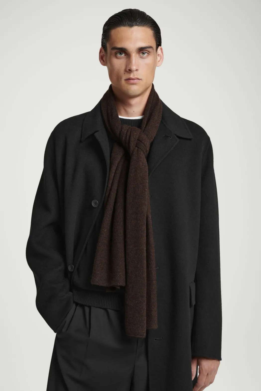 Online COS PURE CASHMERE SCARF BROWN
