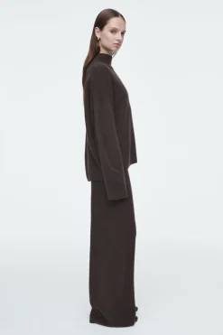 Outlet COS PURE CASHMERE TURTLENECK SWEATER DARK BROWN