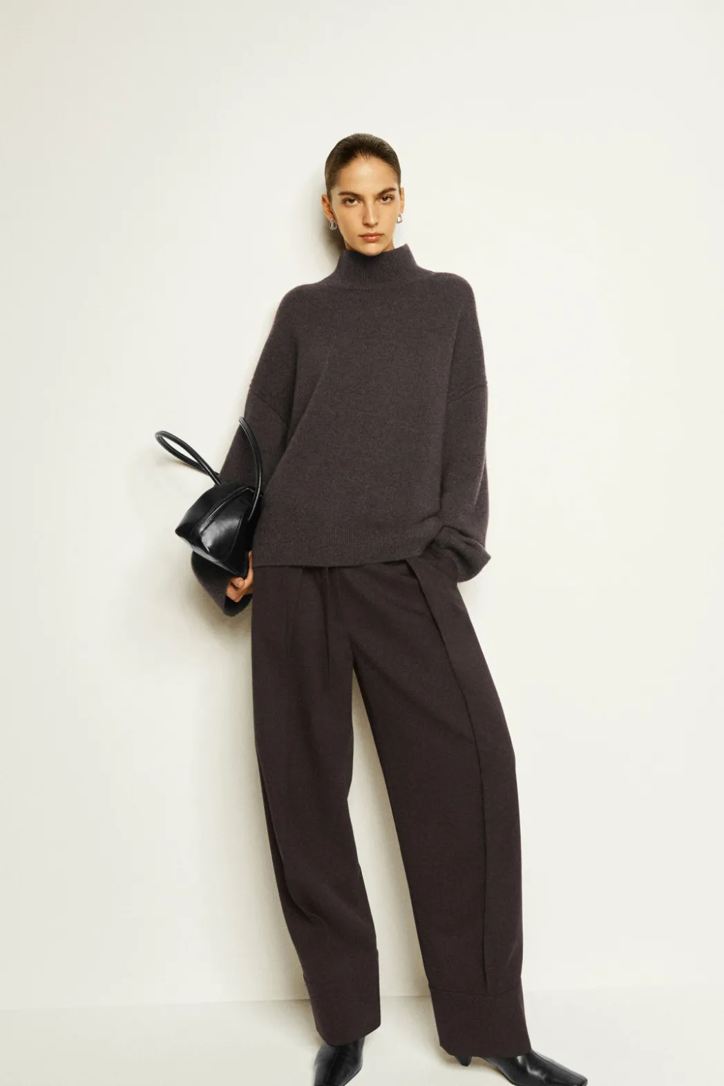 Outlet COS PURE CASHMERE TURTLENECK SWEATER DARK BROWN