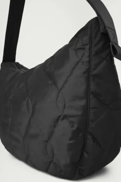 COS QUILTED CROSSBODY MESSENGER - NYLON BLACK