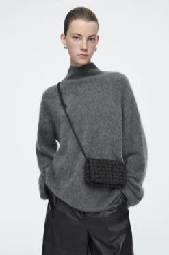 New COS QUILTED CROSSBODY MESSENGER BLACK