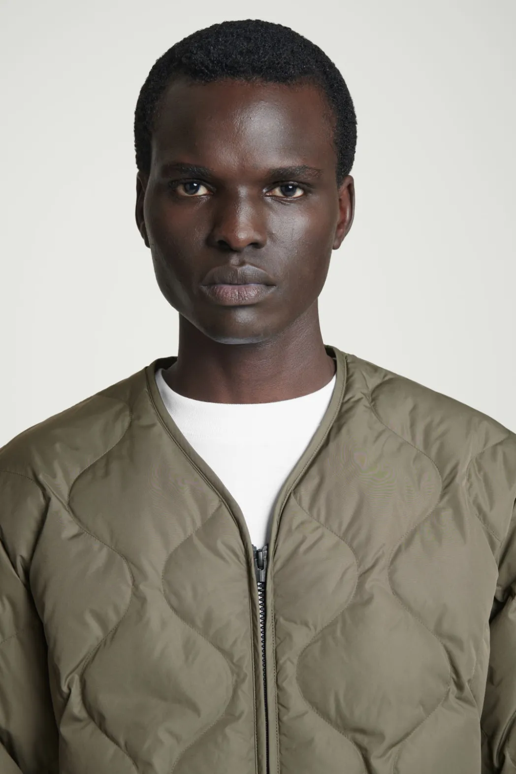 Best COS QUILTED DOWN LINER JACKET KHAKI