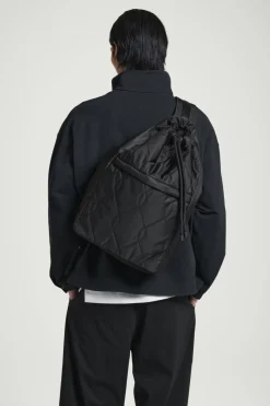 Sale COS QUILTED DRAWSTRING SLING DUFFLE BAG - NYLON BLACK