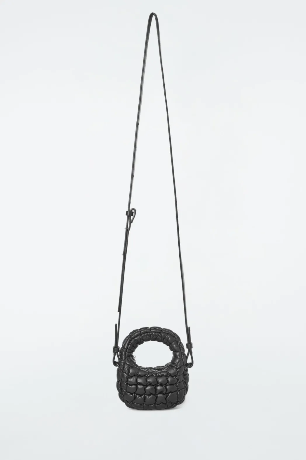 Hot COS QUILTED NANO CROSSBODY - LEATHER BLACK