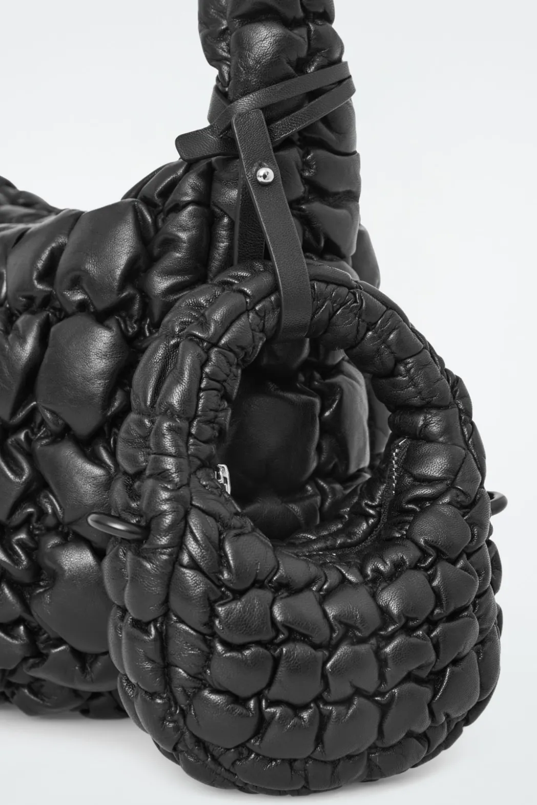Hot COS QUILTED NANO CROSSBODY - LEATHER BLACK