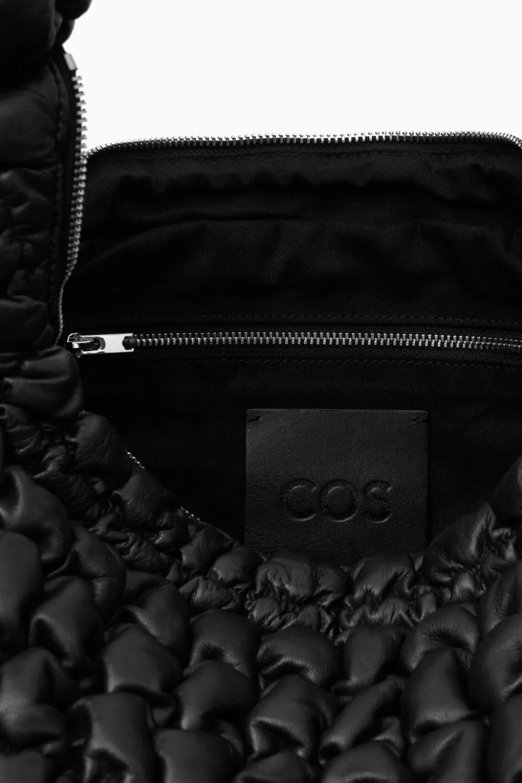Discount COS QUILTED OVERSIZED CROSSBODY BAG - LEATHER BLACK
