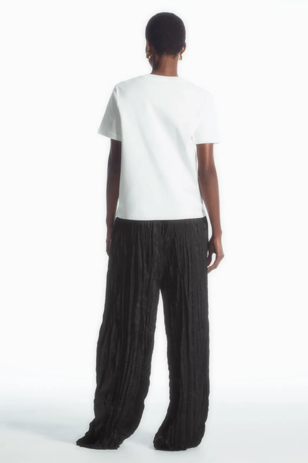 COS REGULAR BOXY V-NECK T-SHIRT WHITE