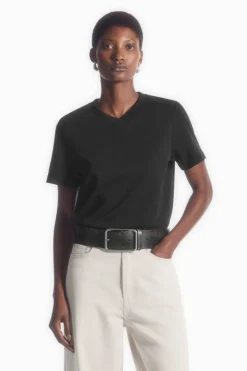Sale COS REGULAR BOXY V-NECK T-SHIRT BLACK