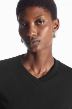 Sale COS REGULAR BOXY V-NECK T-SHIRT BLACK