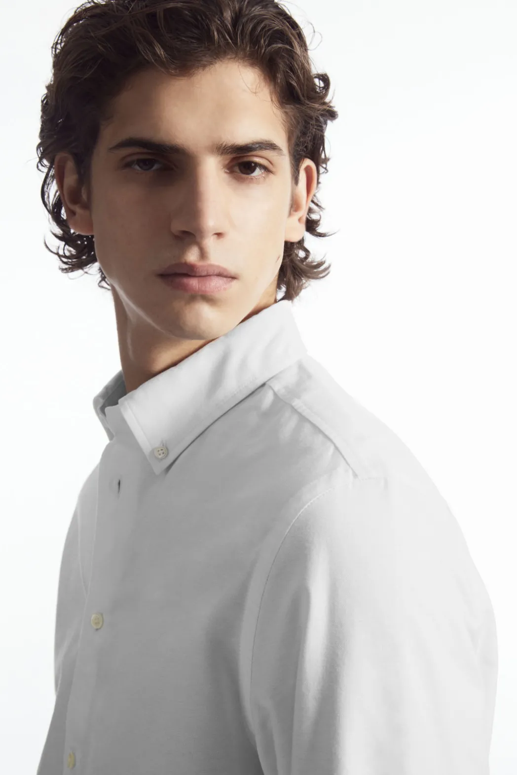 Hot COS REGULAR BUTTON-DOWN COLLAR COTTON OXFORD SHIRT WHITE