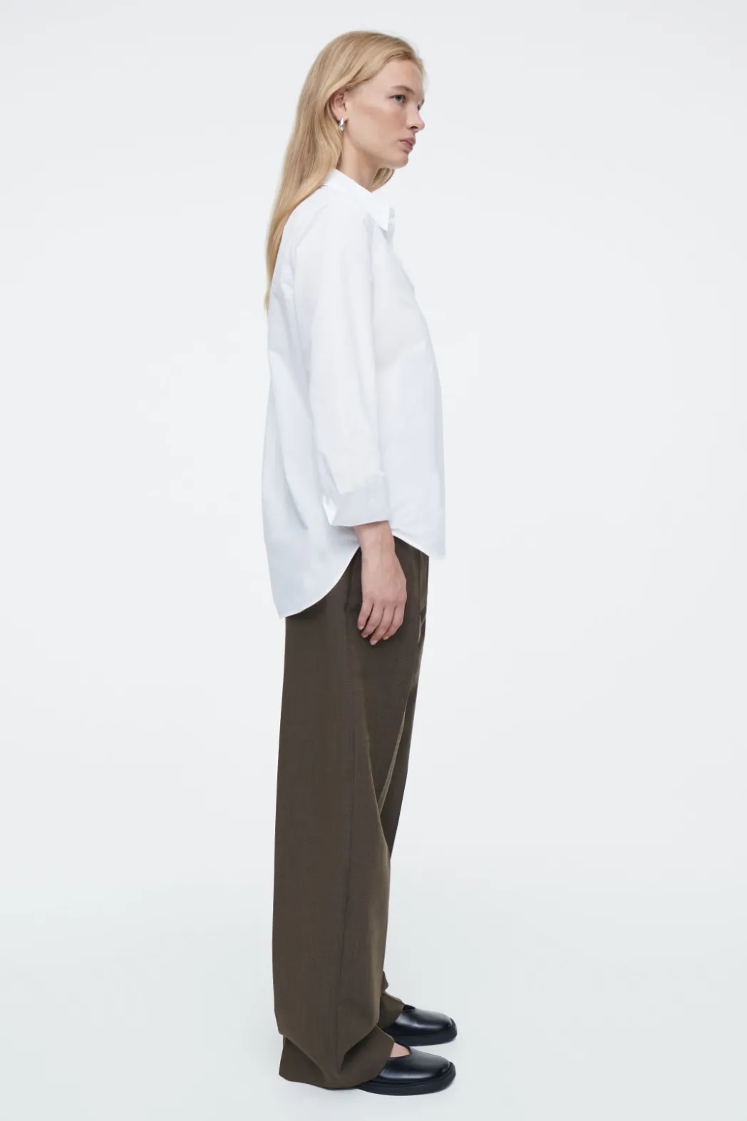 Clearance COS REGULAR CURVED-HEM SHIRT WHITE