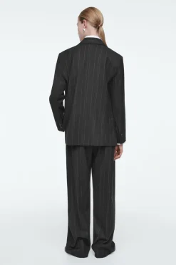 Online COS REGULAR DRAPED PINSTRIPED BLAZER BLACK / PINSTRIPED