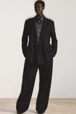 Online COS REGULAR DRAPED PINSTRIPED BLAZER BLACK / PINSTRIPED