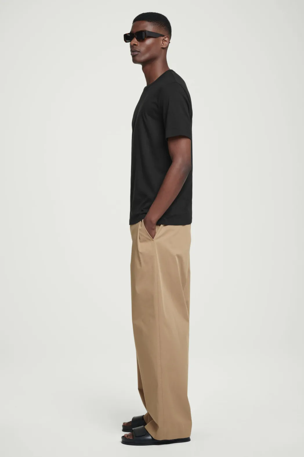 Discount COS REGULAR LIGHTWEIGHT BRUSHED-COTTON T-SHIRT BLACK