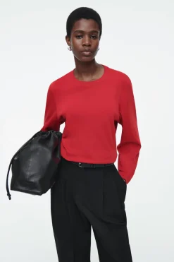 COS REGULAR LONG-SLEEVED T-SHIRT RED