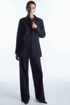 Best COS REGULAR PAINTED STRAIGHT-LEG WOOL PANTS NAVY / BRIGHT BLUE