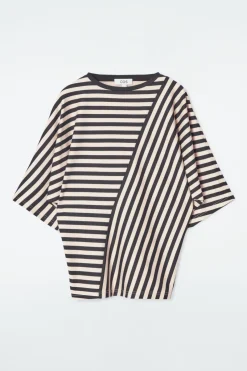 COS REGULAR PANELED STRIPED T-SHIRT BLACK / STRIPED